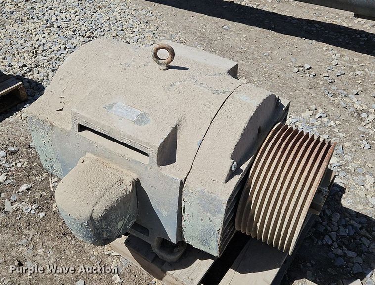 image for item EH5463 (12) electric motors 