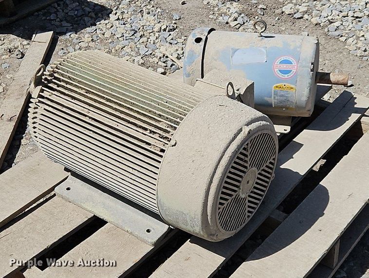 image for item EH5463 (12) electric motors 