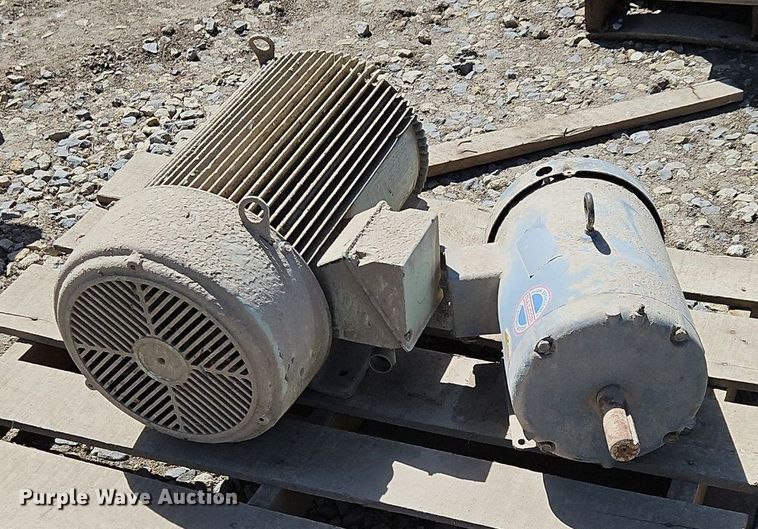 image for item EH5463 (12) electric motors 