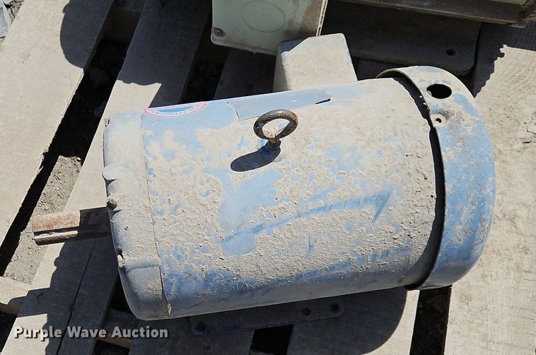 image for item EH5463 (12) electric motors 