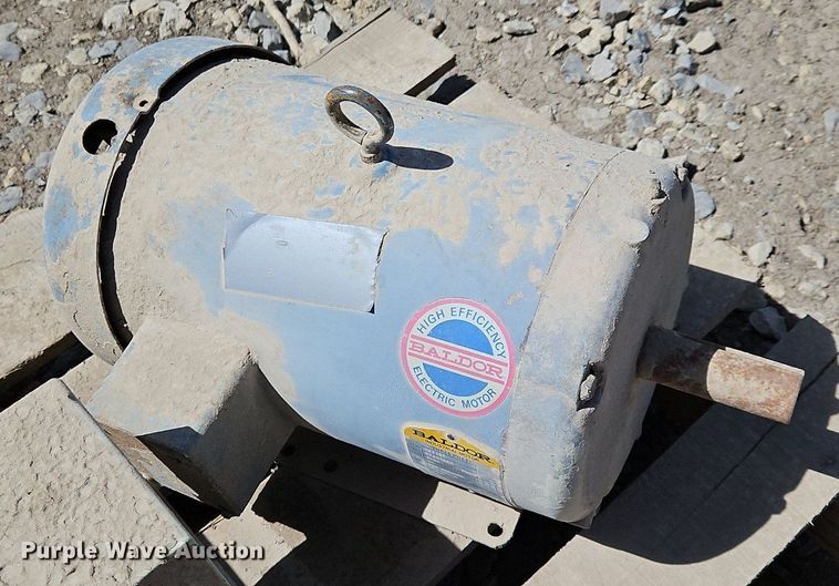 image for item EH5463 (12) electric motors 