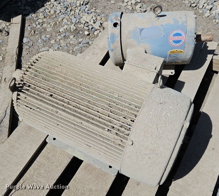 image for item EH5463 (12) electric motors 