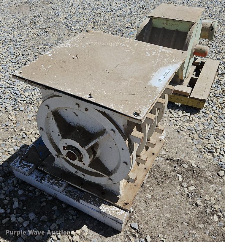 image for item EH5463 (12) electric motors 