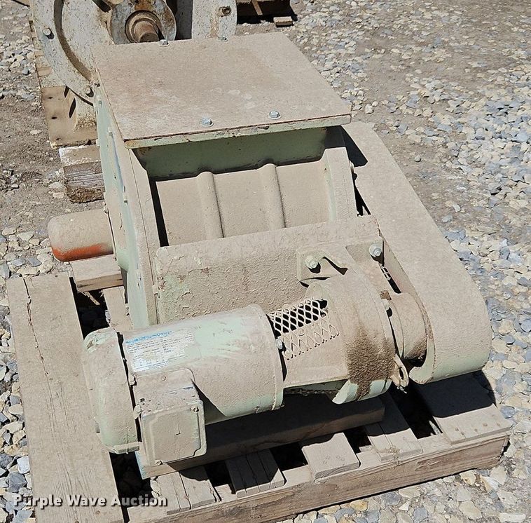 image for item EH5463 (12) electric motors 