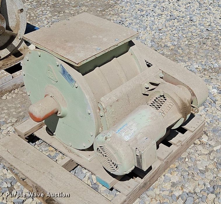 image for item EH5463 (12) electric motors 