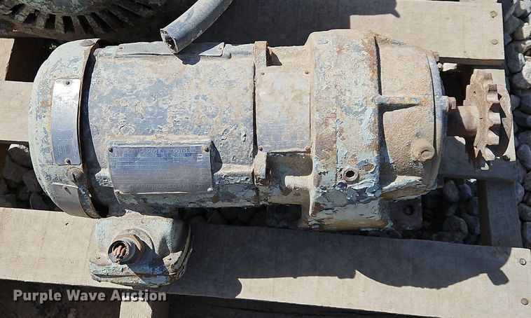 image for item EH5464 Approximately 9 electric motors 