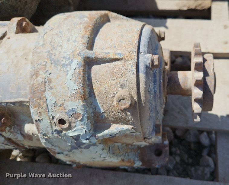 image for item EH5464 Approximately 9 electric motors 