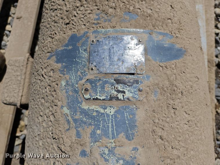 image for item EH5464 Approximately 9 electric motors 