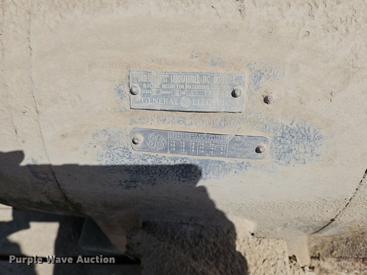 image for item EH5464 Approximately 9 electric motors 