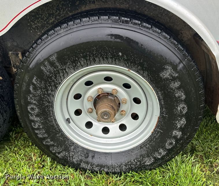 image for item EH5483 2008 Titan 1R8411 livestock trailer