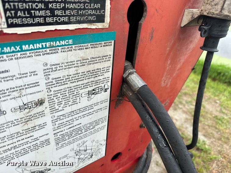 image for item EH5484 Meyer V Force 7500 manure spreader