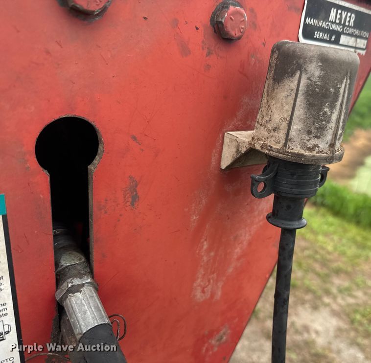 image for item EH5484 Meyer V Force 7500 manure spreader