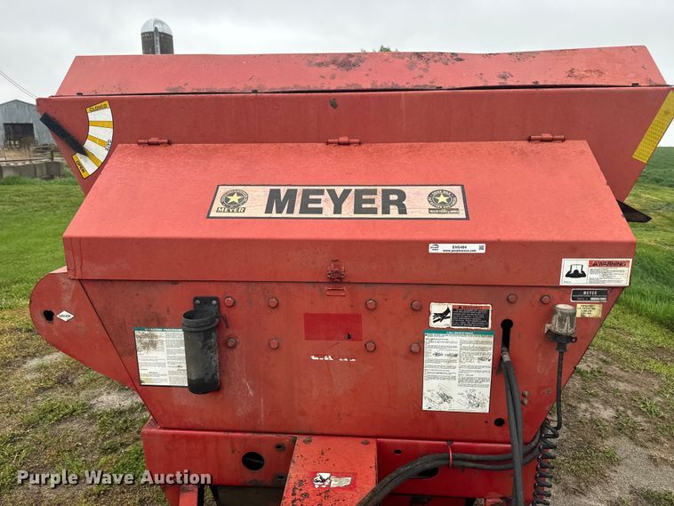 image for item EH5484 Meyer V Force 7500 manure spreader