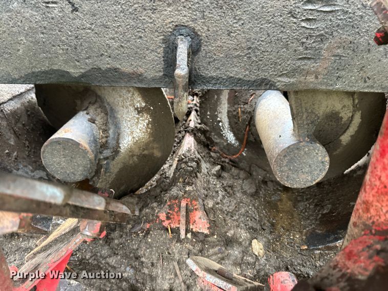 image for item EH5484 Meyer V Force 7500 manure spreader