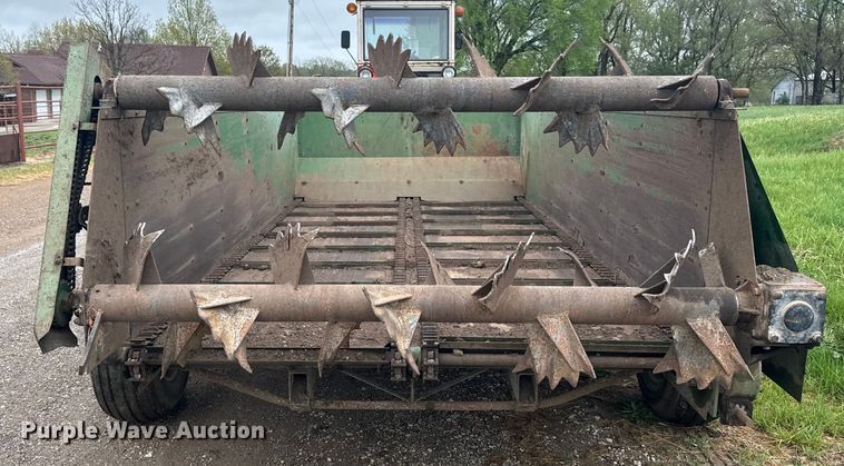 image for item EH5486 Blazer manure spreader