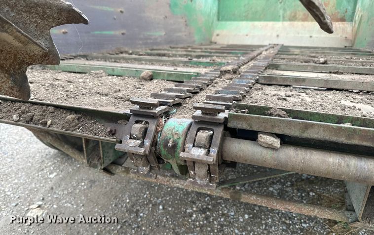 image for item EH5486 Blazer manure spreader