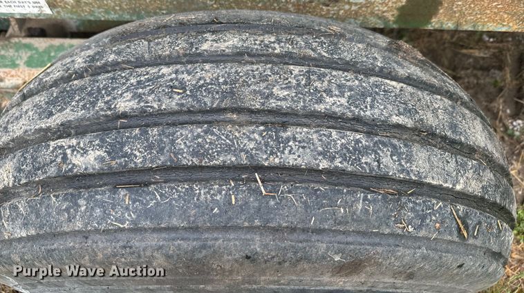 image for item EH5486 Blazer manure spreader