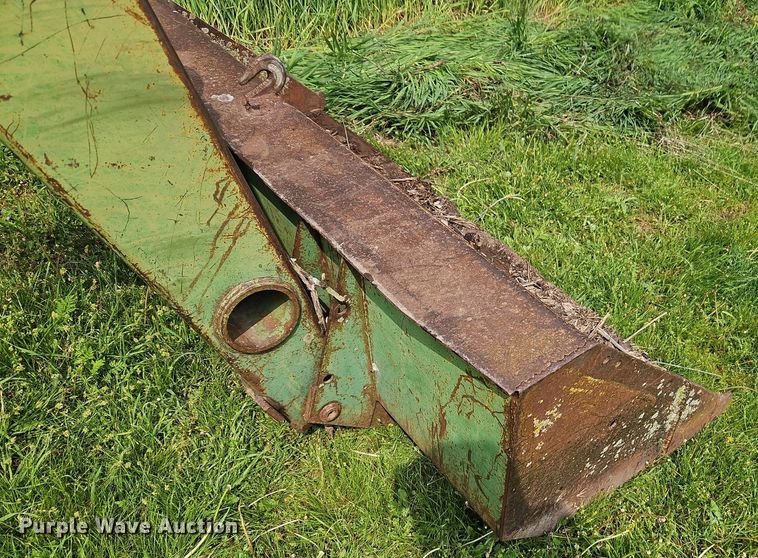 image for item EI3732 John Deere E0048 loader