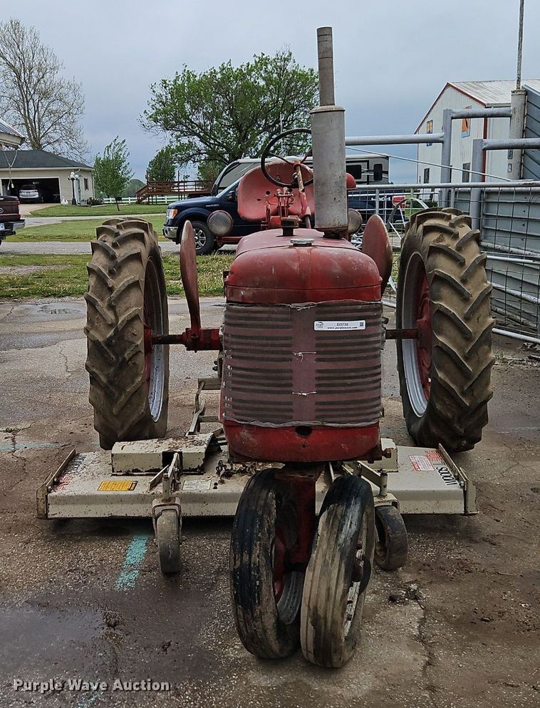 image for item EI3735 1950 International Harvester  Farmall C tractor