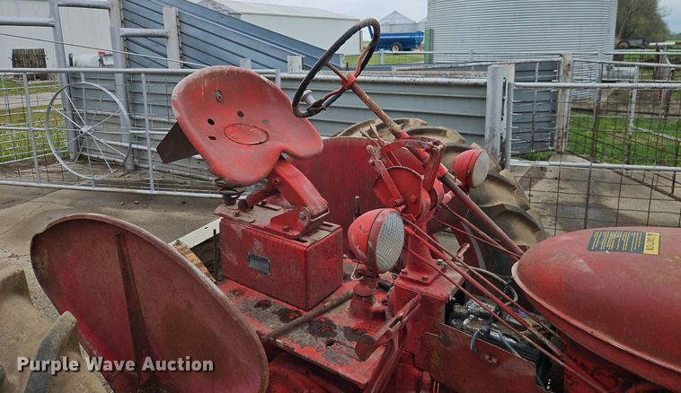 image for item EI3735 1950 International Harvester  Farmall C tractor