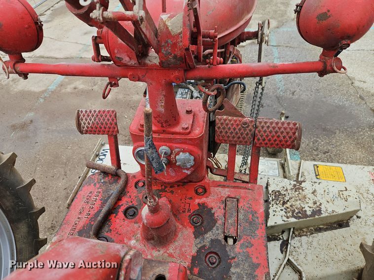 image for item EI3735 1950 International Harvester  Farmall C tractor