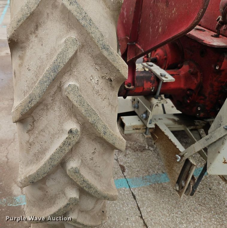 image for item EI3735 1950 International Harvester  Farmall C tractor