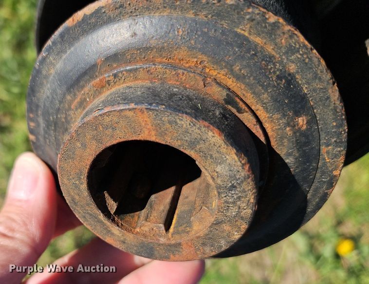 image for item EI3737 Turbo Saw TR three point saw and grapple