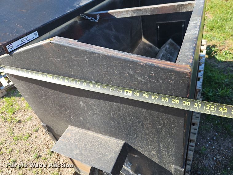 image for item EI3738 Cake feeder