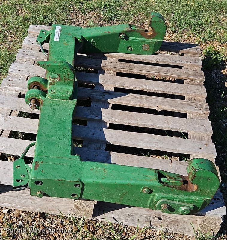 image for item EI3739 John Deere three point quick coupler