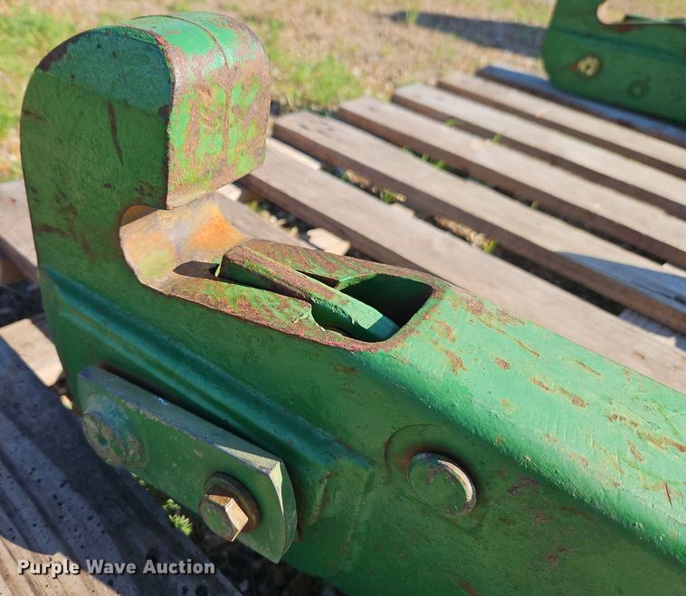 image for item EI3739 John Deere three point quick coupler