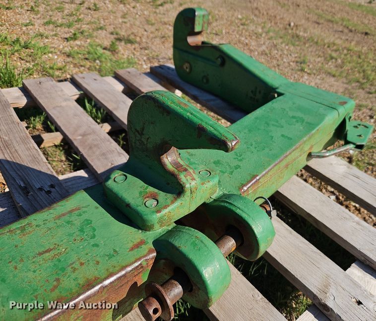 image for item EI3739 John Deere three point quick coupler
