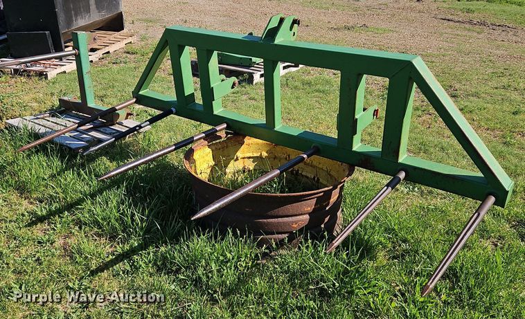 image for item EI3740 (2) three point bale spears