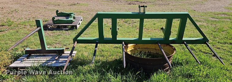 image for item EI3740 (2) three point bale spears