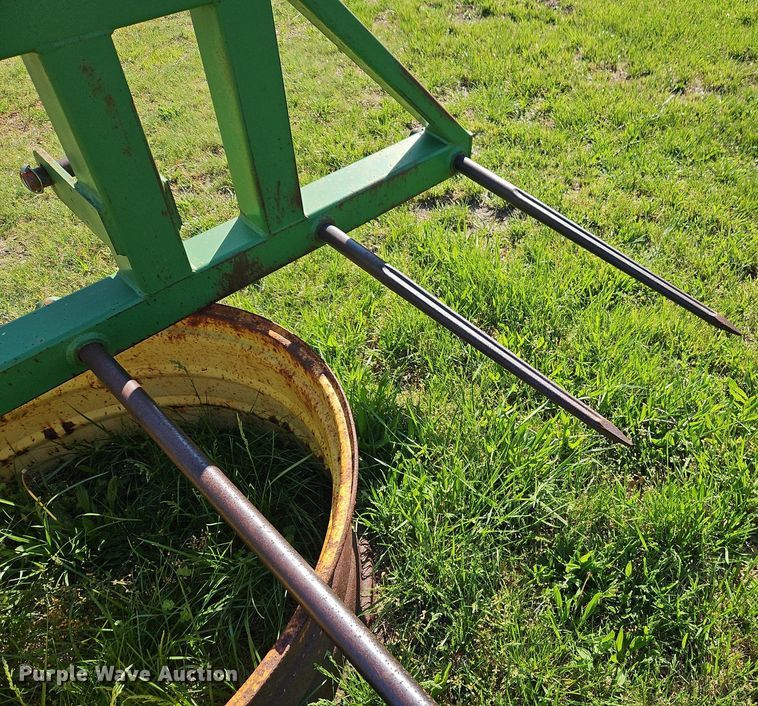 image for item EI3740 (2) three point bale spears