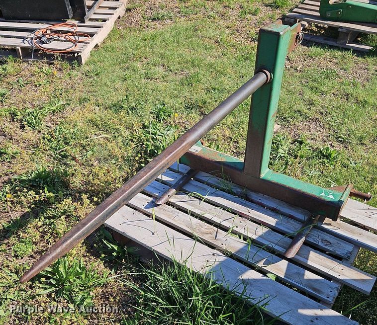 image for item EI3740 (2) three point bale spears