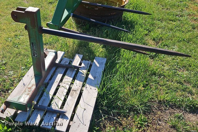 image for item EI3740 (2) three point bale spears