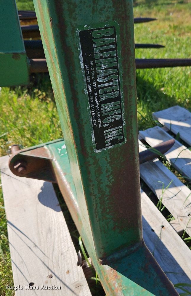 image for item EI3740 (2) three point bale spears