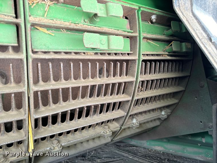 image for item EJ0389 2006 John Deere 9760 STS RWA combine