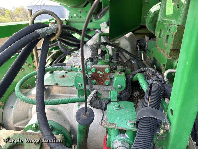 image for item EJ0389 2006 John Deere 9760 STS RWA combine