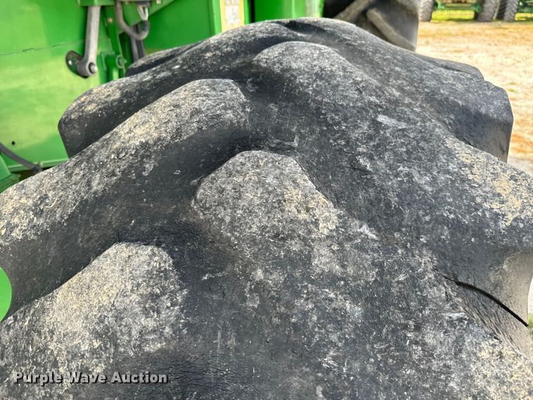 image for item EJ0389 2006 John Deere 9760 STS RWA combine