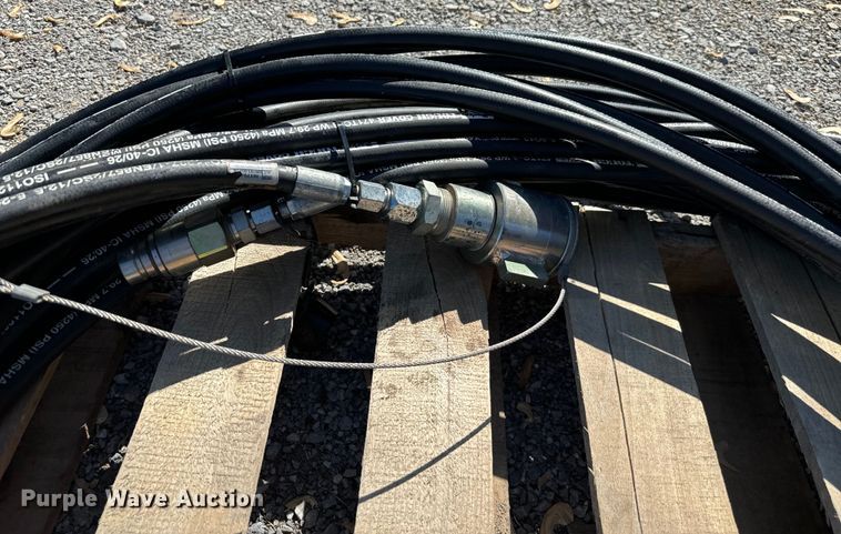 image for item EJ0537 (8) 40'L hydraulic hoses