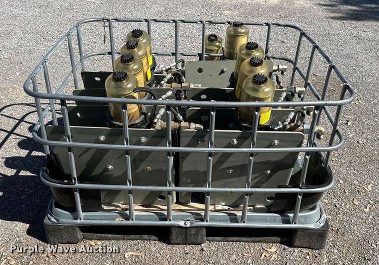 image for item EJ0538 (9) Fleetguard FH234 fuel filter units