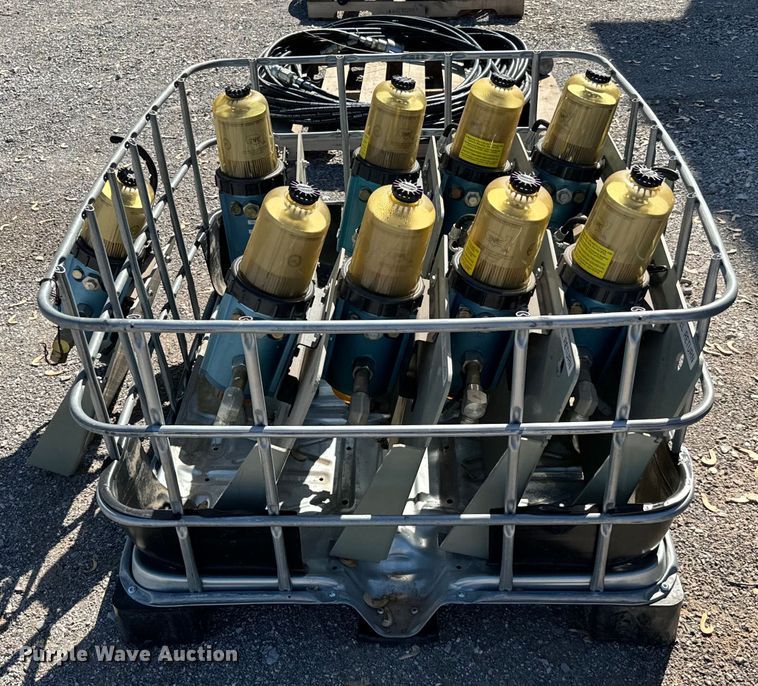 image for item EJ0538 (9) Fleetguard FH234 fuel filter units