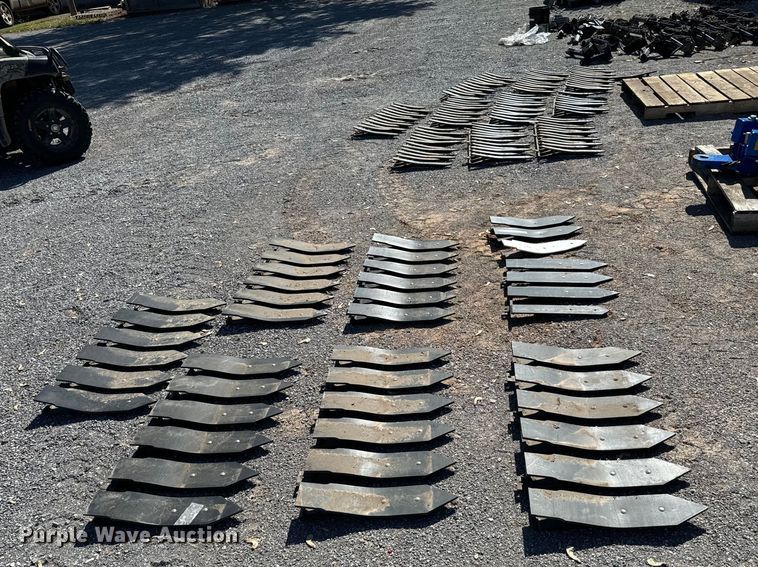 image for item EJ0540 Milo guards