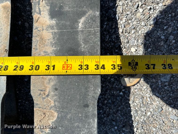 image for item EJ0540 Milo guards