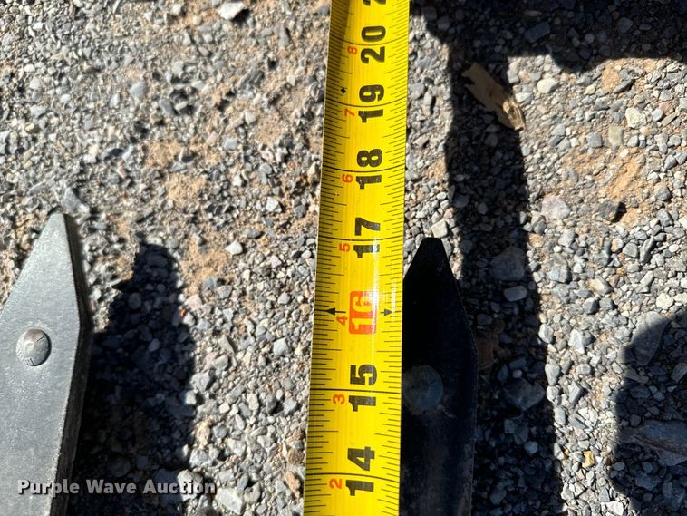 image for item EJ0540 Milo guards