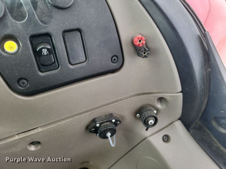 image for item EJ7946 2020 Case IH Maxxum 125 MFWD tractor