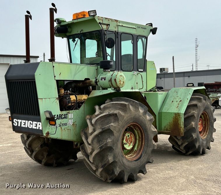 image for item EK4471 Steiger Bearcat III ST220  4WD tractor