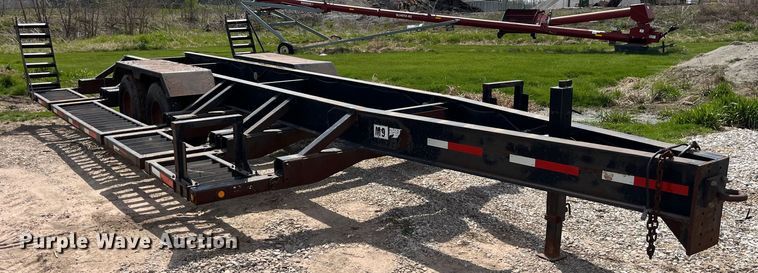 image for item LD9413 1999 Behnke sprayer trailer