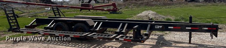 image for item LD9413 1999 Behnke sprayer trailer